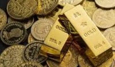 المؤتمر نت - رجل يعثر على كنز من الذهب بمنزله