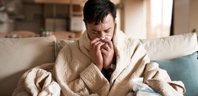 المؤتمر نت - في كل شتاء، تُشكل فيروسات الجهاز التنفسي، وخاصة الإنفلونزا، وفيروس كورونا المتلازمة التنفسية الحادة الوخيمة SARS-CoV-2 والفيروس المخلوي التنفسي RSV