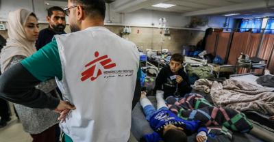 المؤتمر نت - أوقفت منظمة أطباء بلا حدود الأنشطة الطبية المتعلقة بالحالات "غير الحرجة" في أحد المستشفيات جنوبي قطاع غزة، بسبب مخاوف بشأن وجود مسلحين داخله